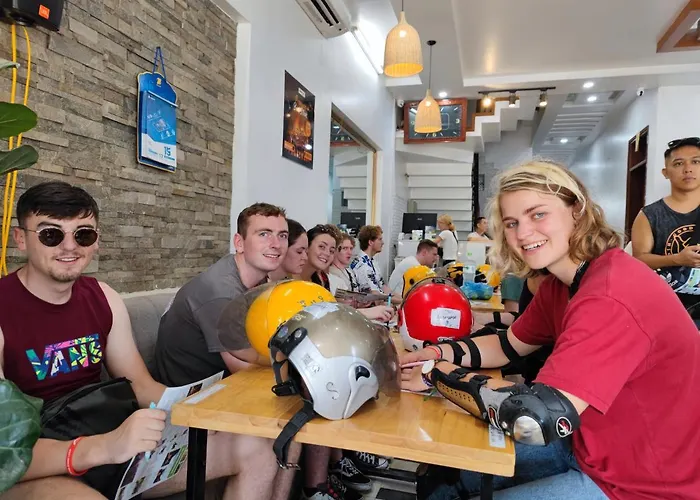 Jasmine Hostel And Motorbike Tours Hà Giang